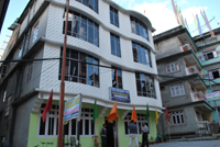 Hotel Holiday Inn, Middle Pelling